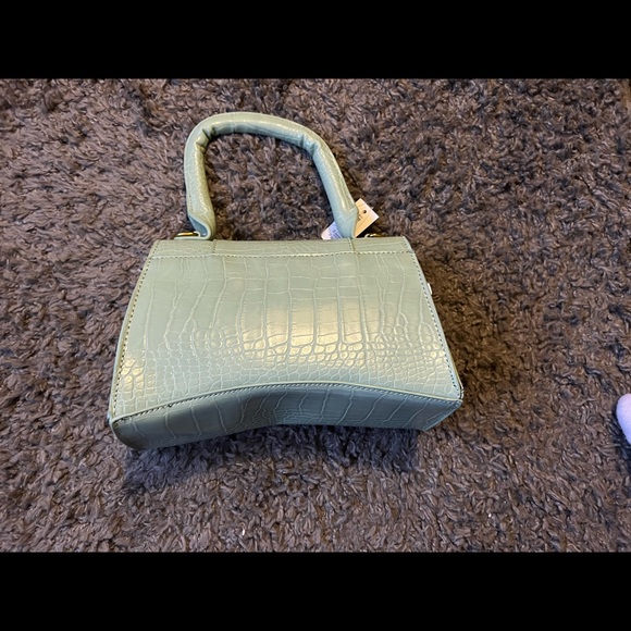 Mint green purse - Picture 2 of 3